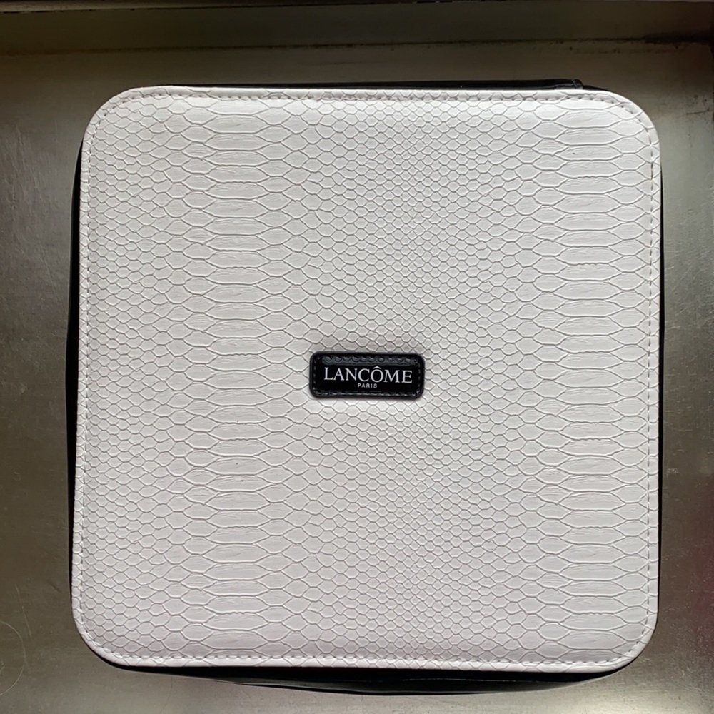 LANCÔME  cosmetic case